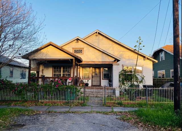 Property at 211 Sidney St, Houston, TX 77003, 3 beds, 1 bath
