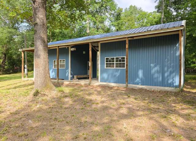 Property at 437 E Lumbermans Rd, Onalaska, TX 77360, 1 bed, 1 bath