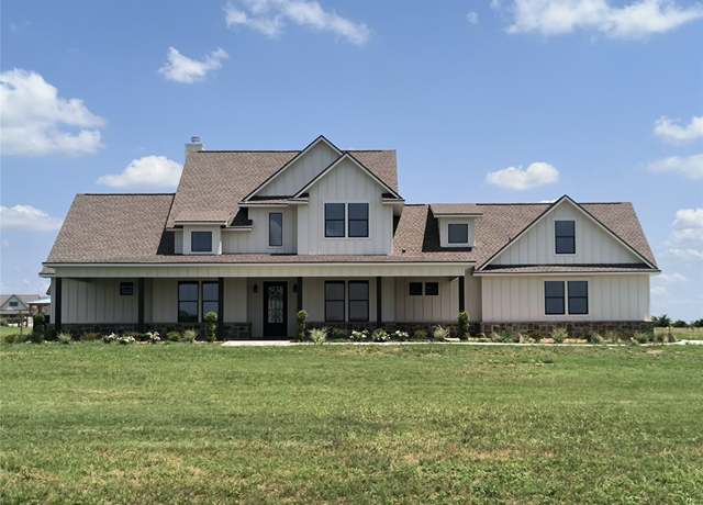 Property at 3557 Orion Dr, Brenham, TX 77833, 4 beds, 3 baths