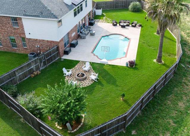 Property at 18102 Linden Forest Ln, Katy, TX 77449, 4 beds, 3.5 baths