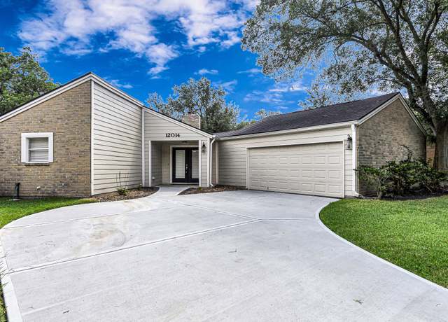 Property at 12014 Briar Forest Dr, Houston, TX 77077, 3 beds, 2 baths