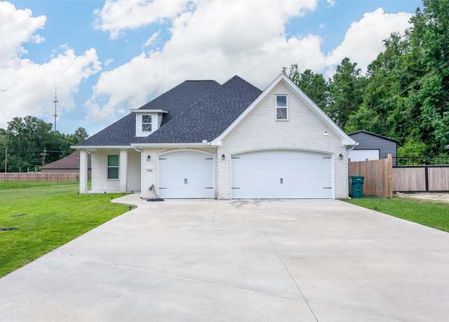 Property at 7495 Broussard Rd, Beaumont, TX 77713, 3 beds, 2.5 baths
