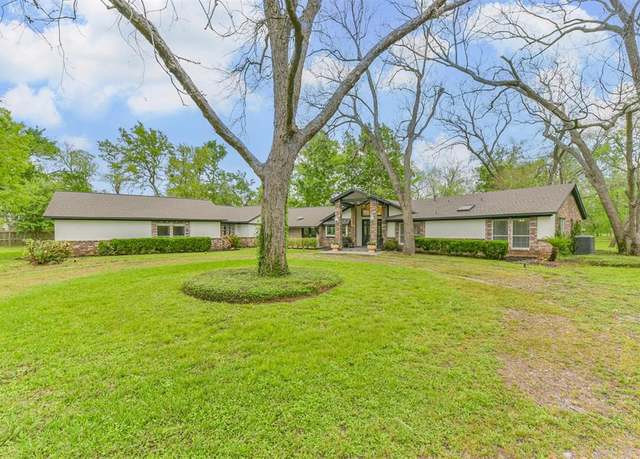 Property at 4126 Pecan Bend Dr, Richmond, TX 77406, 3 beds, 2.5 baths