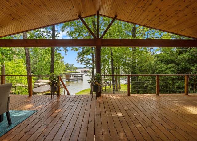 Property at 171 Sea Gull Dr, Livingston, TX 77351, 3 beds, 1.5 baths