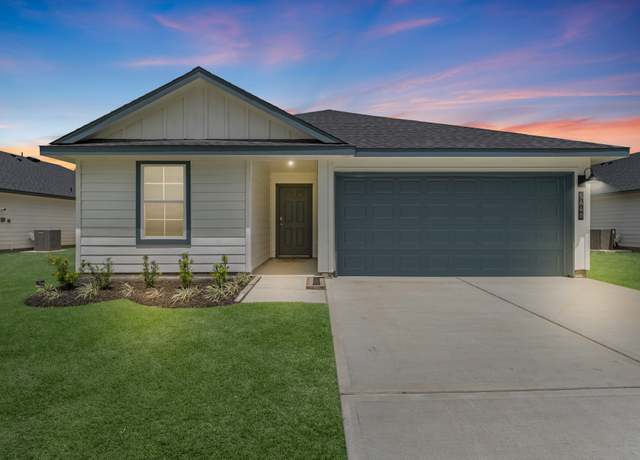 Property at 5640 Spoonbill Dr, Orange, TX 77632, 4 beds, 2.5 baths