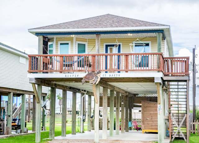 Property at 918 Fort Velasco Dr, Surfside Beach, TX 77541, 3 beds, 2 baths