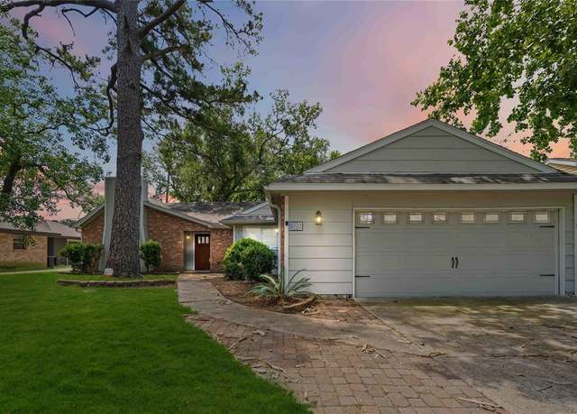 Property at 10503 Windriver Dr, Houston, TX 77070, 3 beds, 2 baths