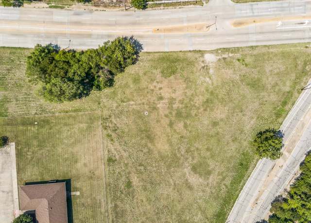 Property at 841 S Riverside Dr, Fort Worth, TX 76104