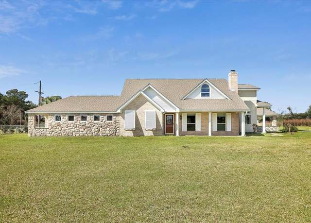 Property at 3139 FM 1406, Winnie, TX 77665, 3 beds, 3 baths