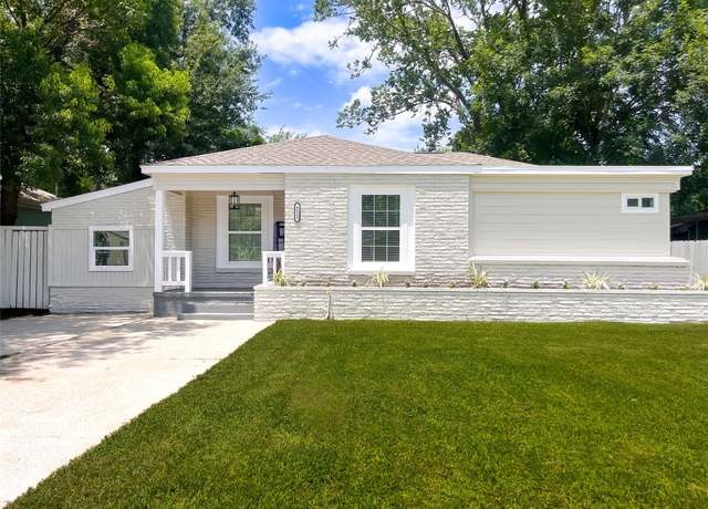 Property at 4521 Kingsbury St, Houston, TX 77021, 3 beds, 2 baths
