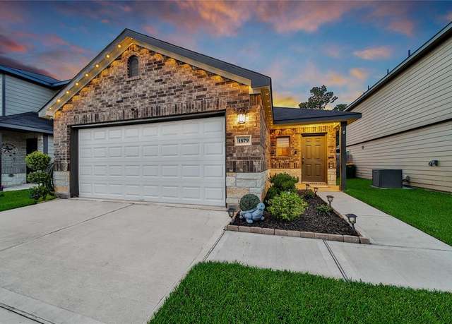 Property at 1879 Brushy Cedar Dr, Conroe, TX 77301, 3 beds, 2 baths