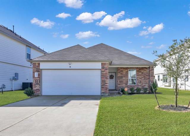 Property at 103 Pronghorn Dr, Huntsville, TX 77320, 3 beds, 2 baths