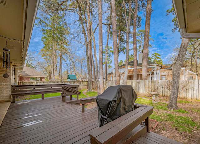 Property at 131 Dawns Edge Dr, Conroe, TX 77356, 3 beds, 2 baths