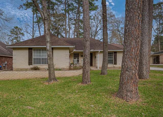 Property at 131 Dawns Edge Dr, Conroe, TX 77356, 3 beds, 2 baths
