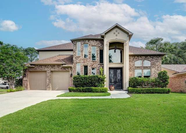 Property at 14134 Woodthorpe Ln, Houston, TX 77079, 4 beds, 3.5 baths