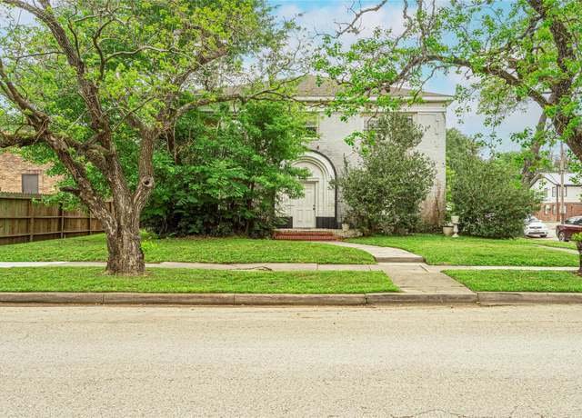 Property at 3705 Mandell St #8, Houston, TX 77006, 1 bed, 1 bath