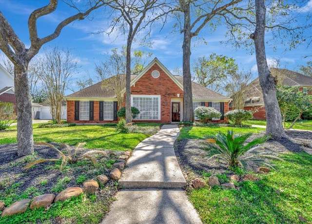 Property at 15510 Park Estates Ln, Houston, TX 77062, 4 beds, 2.5 baths