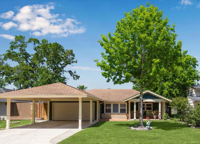 Property at 7506 Dearborn St, Houston, TX 77055, 3 beds, 3 baths