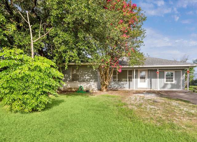Property at 12170 Coulson Cir, Houston, TX 77015, 4 beds, 1.5 baths