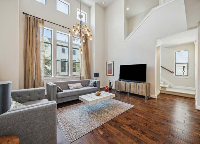 Property at 9030 Laverne Cres, Houston, TX 77080, 3 beds, 3 baths