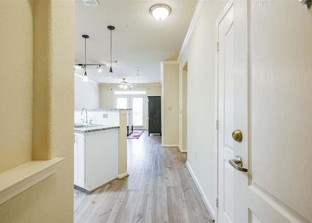 Property at 1711 Old Spanish Trl #137, Houston, TX 77054, 1 bed, 1 bath