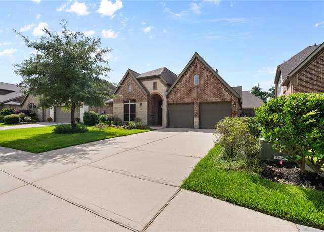 Property at 23411 Reynolds Pond Dr, New Caney, TX 77357, 3 beds, 3 baths