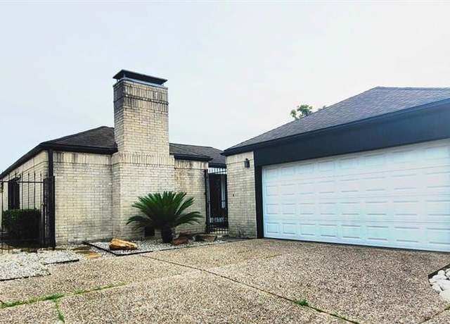 Property at 7515 Hopewell Ln, Houston, TX 77071, 3 beds, 2 baths