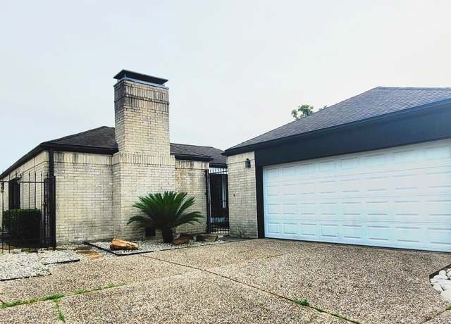 Property at 7515 Hopewell Ln, Houston, TX 77071, 3 beds, 2 baths