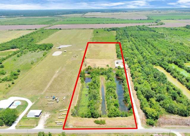 Property at 4731 Belton Lane Ext, Anahuac, TX 77514, 3 beds, 2 baths