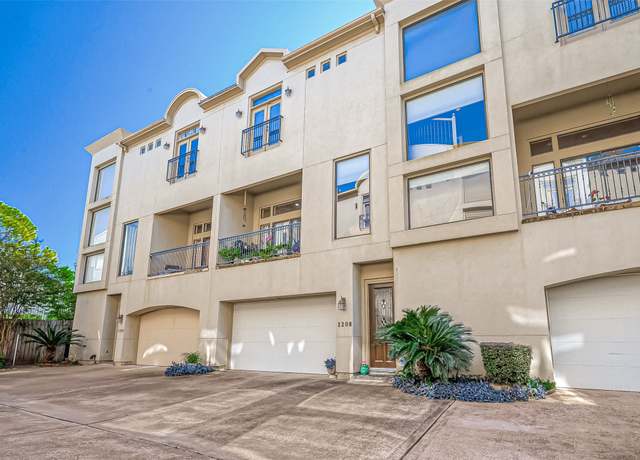 Property at 1208 Birdsall St, Houston, TX 77007, 3 beds, 3.5 baths
