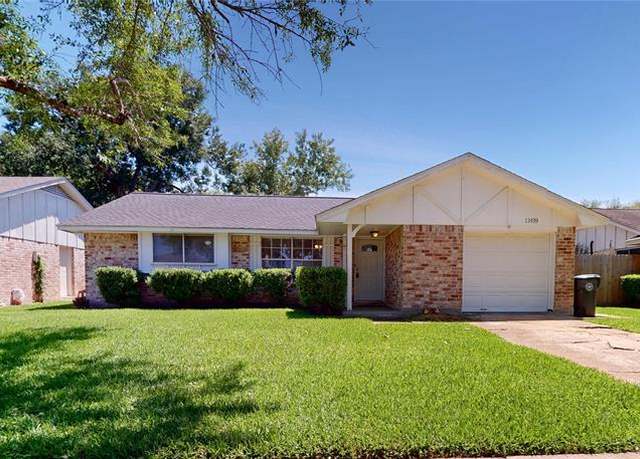 Property at 13439 Greenbriar Dr, Sugar Land, TX 77498, 3 beds, 1 bath
