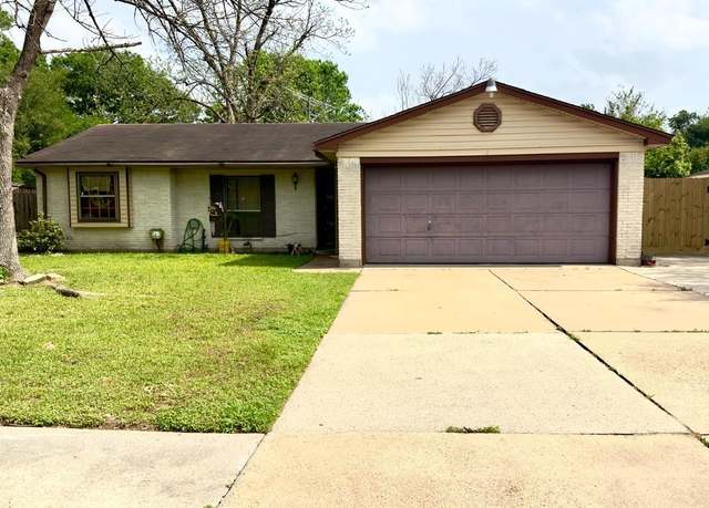 Property at 1307 Saddle Rock Dr, Houston, TX 77088, 3 beds, 2 baths