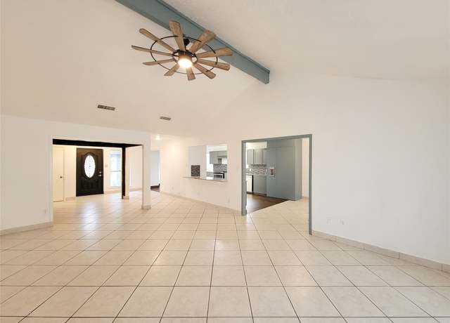 Property at 2207 Crystal Hills Dr, Houston, TX 77077, 4 beds, 2.5 baths