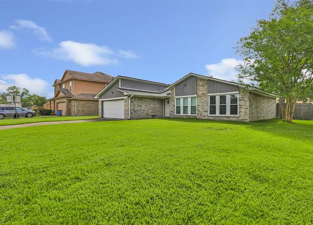 Property at 17502 Morning Star Ave, Crosby, TX 77532, 3 beds, 2 baths