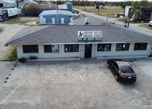 Property at 201 S 5th St, Rosebud, TX 76570