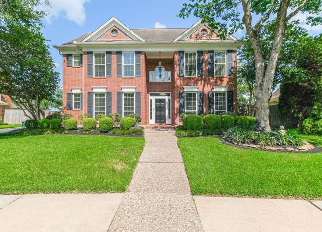 Property at 16023 Greenwood Pines Dr, Houston, TX 77062, 4 beds, 3.5 baths