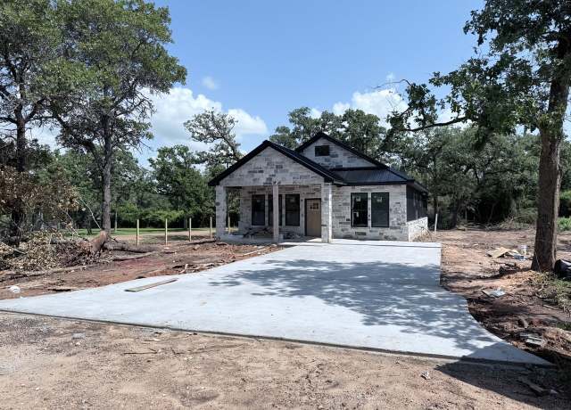 Property at 306 Mistletoe Cir, Somerville, TX 77879, 3 beds, 2 baths