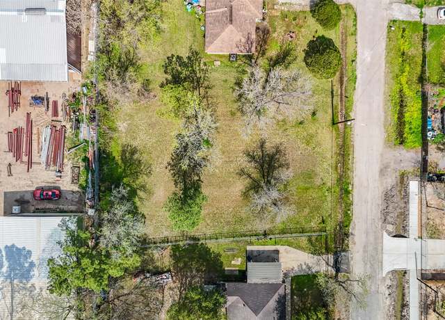 Property at 00 Queensland St, Houston, TX 77028