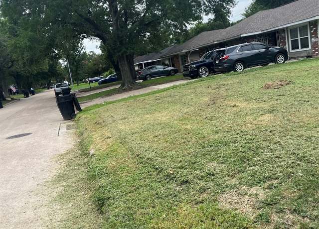 Property at 9734 Bassoon Dr, Houston, TX 77025