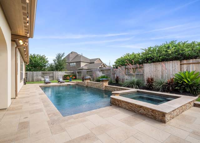 Property at 18907 Liberty Landing Dr, Cypress, TX 77433, 4 beds, 4.5 baths
