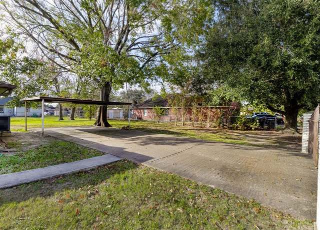 Property at 8130 Winthrop St, Houston, TX 77075