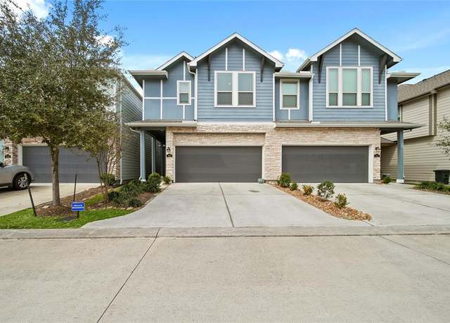 Property at 223 Garrison Dr, Houston, TX 77009, 3 beds, 2.5 baths