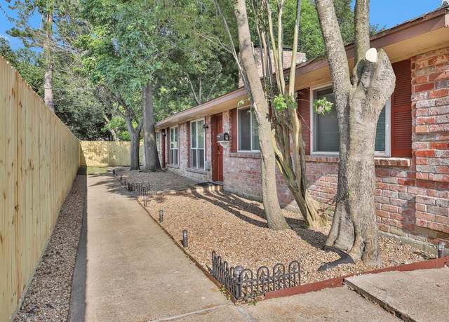 Property at 4006 Blalock Rd, Houston, TX 77080, 6 beds, 2 baths