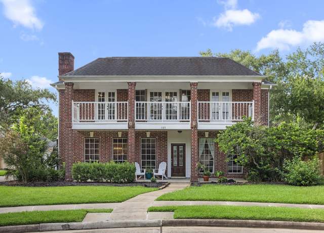 Property at 1123 Woodland Ct, Richmond, TX 77406, 4 beds, 2.5 baths