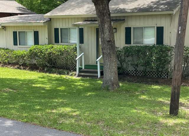 Property at 29 Thomas Lake Rd, Riverside, TX 77367, 5 beds, 2 baths