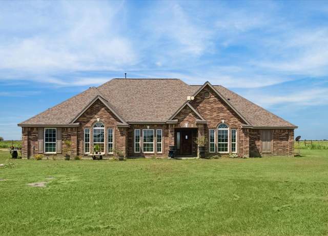 Property at 1495 Old Columbus Rd N, Sealy, TX 77474, 4 beds, 2 baths