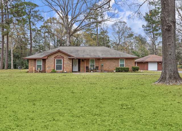 Property at 144 Linnwood Dr, New Caney, TX 77357, 3 beds, 2 baths
