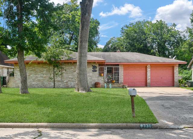 Property at 9331 Deanwood St, Houston, TX 77040, 3 beds, 1.5 baths