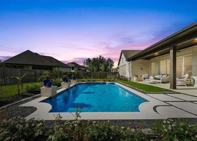 Property at 17501 Limoncello Ln, Conroe, TX 77302, 4 beds, 3 baths