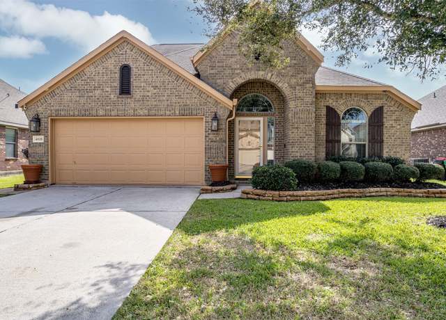 Property at 4818 Connor Dr, Baytown, TX 77521, 3 beds, 2.5 baths